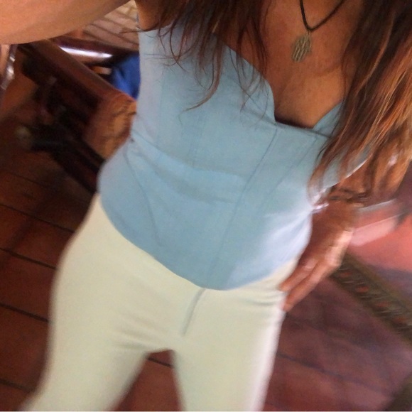 Top - Picture 2 of 3